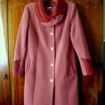 Пальто драповое,фуксия комбинированный цвет, в Вологде