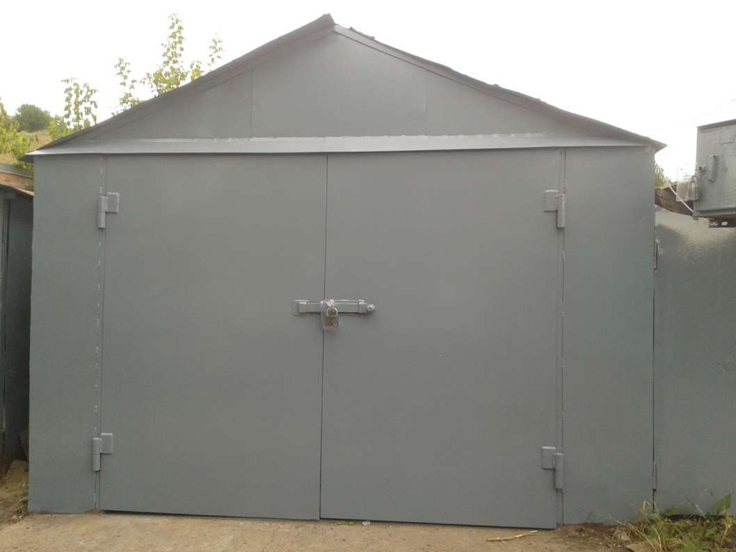 Гараж для снегохода металлические. Гараж металлический разборный. Гараж металлический красноярск. Металлический гараж в первоуральске. Гараж металлический красноярск.