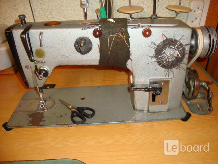 Швейная машинка 1022. 1022м швейная машина. Промышленная швейная машина 1022м. Промышленная машинка 1022 м. Швейная машина 1022м характеристика.
